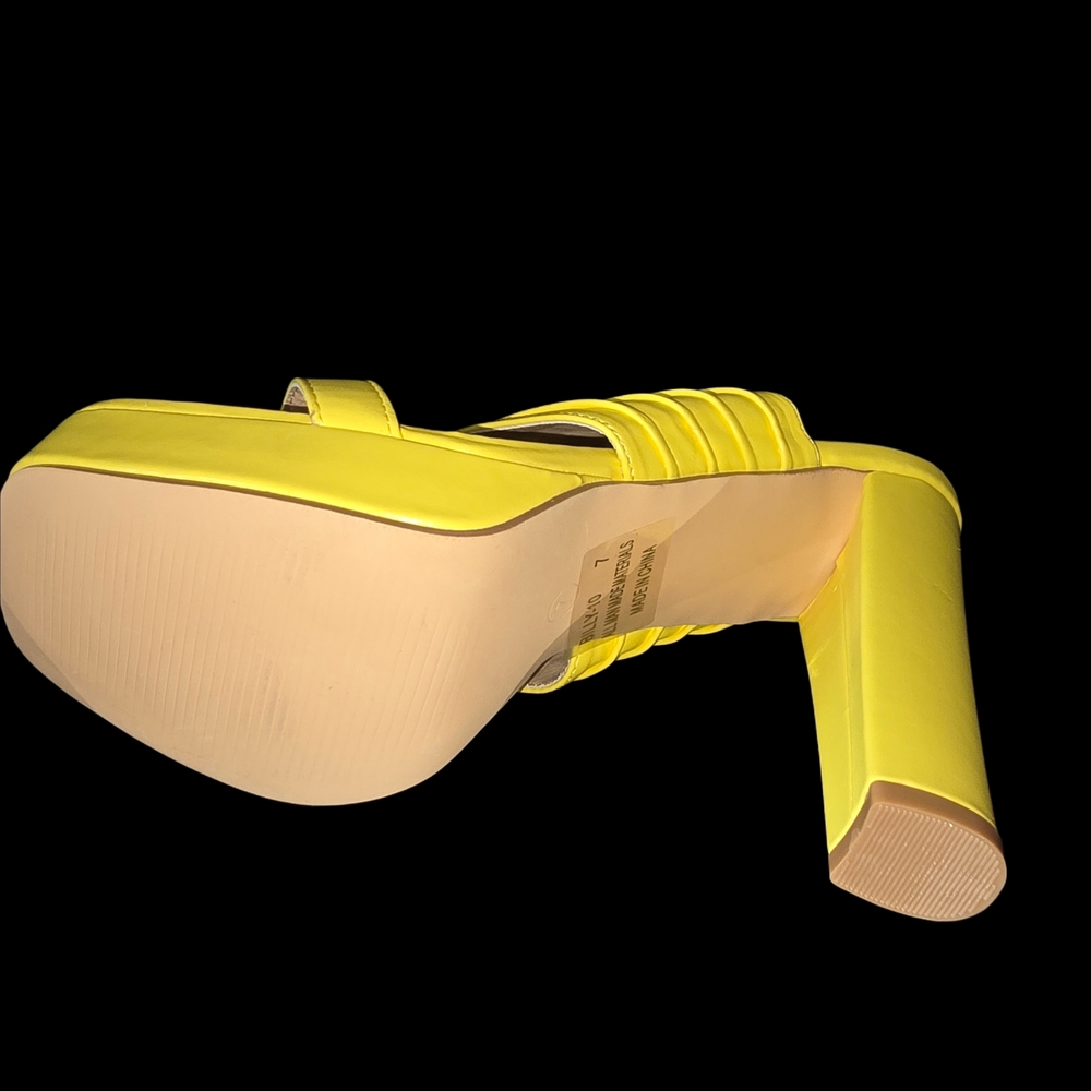 Bright Yellow Platform Mule with Sculpted Block Heel - Picture 4 of 7